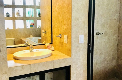 Playacar Bed & Breakfast | Suite Jacuzzi Room in Stunning Villa Playacar Ii
