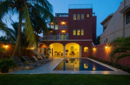 Colonia Independencia Hotel | Summer Place Inn Full House