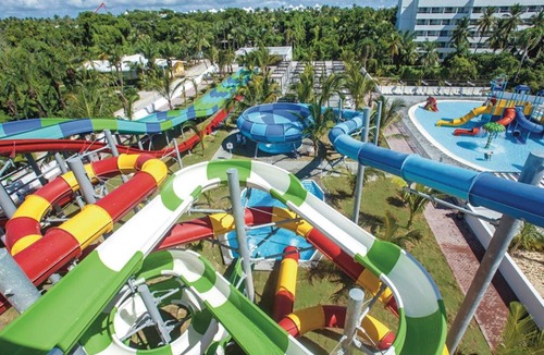 Puerto Juarez Hotel | Sun-Splashed Waterpark Resort In Cancun Mexico