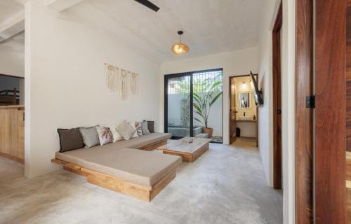 Barra de Colotepec Apartment | Sunny Apartments with Pools, AC & fast wifi