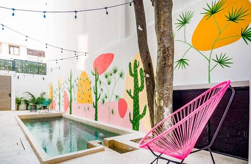Zazil-ha Apartment | ~ Sunny & Private Studio ~ Pool + Rooftop Lounge ~ Minutes from the Beach Beaches & 5th Avenue!