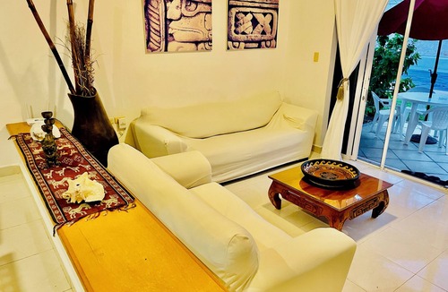 Playacar Bed & Breakfast | Superior Basic Room With Swimming Pool Air Conditioning and Parking
