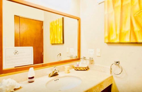 Playacar Bed & Breakfast | Superior Comfort Room With Swimming Pool Air Conditioning and Parking