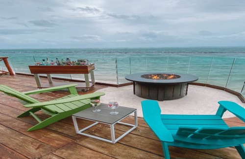 Puerto Morelos Apartment | Swim-Up Suite w/King Bed, Rainforest Shower, & Direct Pool Access ALL-INCLUSIVE