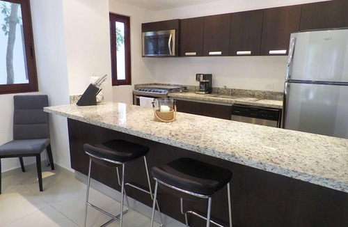 Akumal House | Tao Inspired Living, Beach 50 mts, Beach Club In front,Activities & Restaurants!