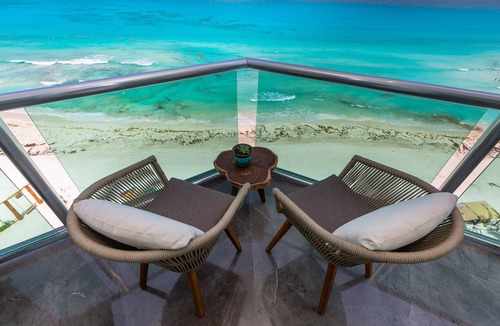 Punta Cancun Apartment | The Quarry Cancun- luxury oceanfront studio