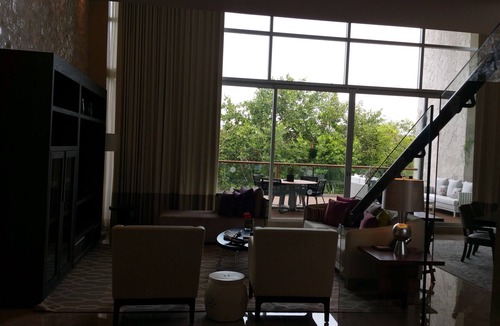 Villa Juarez Condo | The Residence 3 Bedroom Loft at Grand Luxxe