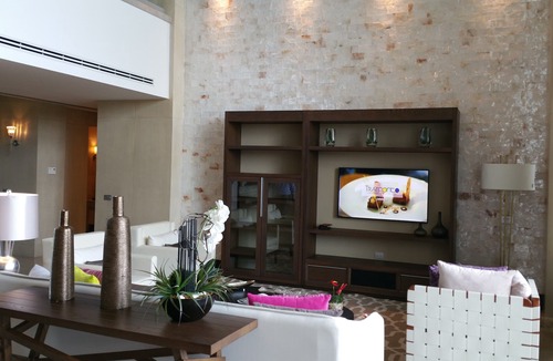 Villa Juarez Condo | The Residence 3 Bedroom Loft at Grand Luxxe