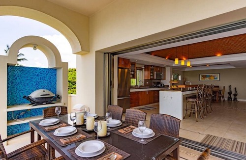 Akumal House | Three Bedroom Beach Front Villa