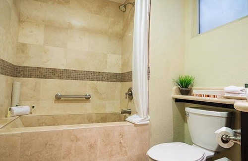 Playa Mujeres Resort | To be or Not to be Inclusive at the Villa Del Palmar Cancun 538SqFt - Studio