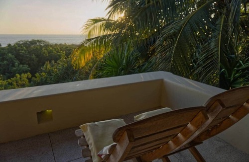 Barra de Colotepec House | Tornasol: 2 pools with breakfast service Starlink