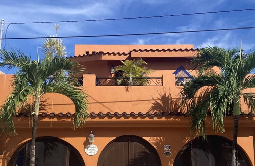Chan Chemuyil House | Traditional Mexican home minutes from cenotes and beach