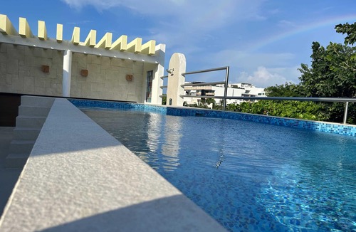 Puerto Morelos Hotel | Tropical Elegance Studio CondoHotel