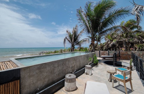 Playa Paraiso House | Tropical Room