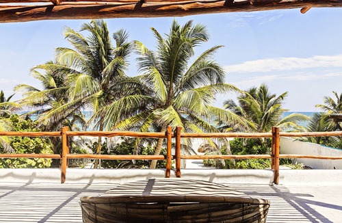 Zona Hotelera Villa | Tulum Beachfront Private Villa In the Heart of South Tulum Beach!