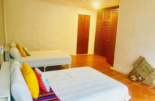 Puerto Juarez Bed & Breakfast | Unit#1 Suite Zen · Beautiful suite Zen beach front