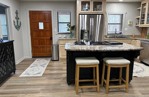 Jay House | Updated 3 bedroom lakefront home offers privacy and comfort w dock on Grand Lake