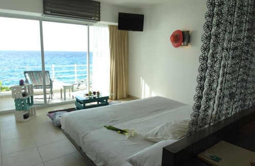Zona Hotelera Norte House | Vacation Day Is Always A Great Idea! Beach Access, Free Parking, Pets Allowed