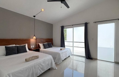 Merida Municipality House | Vica Mayan Guest House - By Aloja