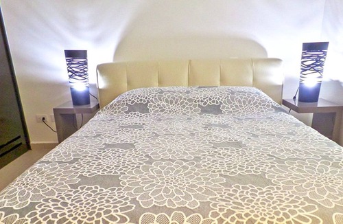 Akumal House | Villa Akumal, A Peaceful Space for 6 with Private Terrace * Steps to the Beach!