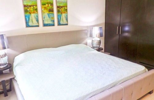 Akumal House | Villa Akumal, A Peaceful Space for 6 with Private Terrace * Steps to the Beach!