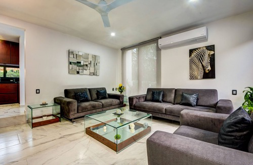 Playacar House | VILLA ANTONELLA FIVE STAR LODGING
