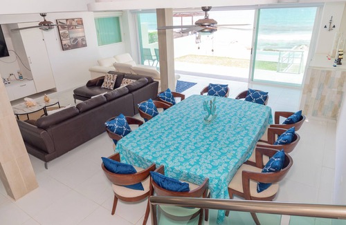 Cancun House | Villa del Mar Esmeralda! Private home at the foot of the best beach in Cancun.