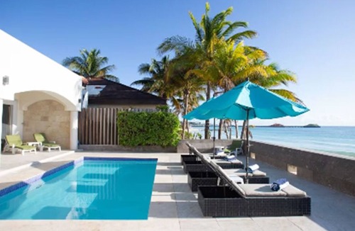 Playacar Beach Villa | Villa El Dorado is a chic contemporary oceanfront private oasis