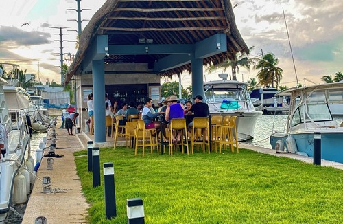 Progreso Municipality House | Villa in the Yacht Club with heated swimming pool