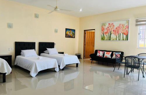 Alfredo V. Bonfil House | Villa las Flores country house