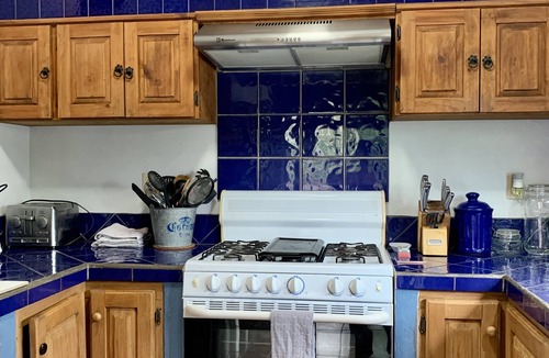San Francisco Villa | Villa Papaya, 2 bedrooms, specious, comfortable home, beach walkable.