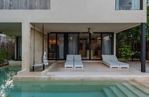 Ek Balam Village Villa | Villa Tovar Tulum/Private Pool/Starlink Wi-Fi/Mayan Jungle.