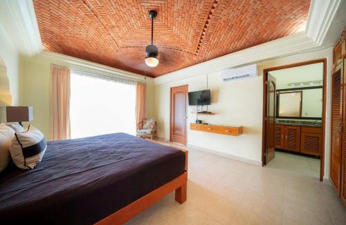 Playacar Fase I Villa | Villa with 4 Bedrooms - Spacious Oceanview with private Pool At Playacar Phase I Pura Vida