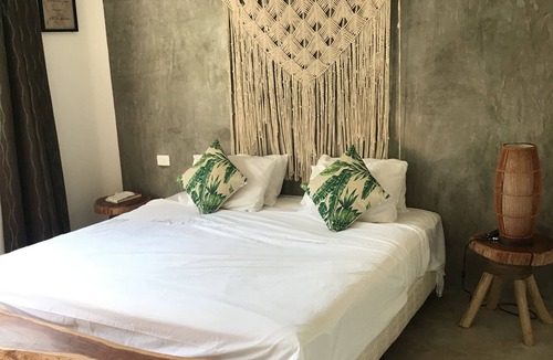 La Veleta Condo | “Welcome to paradise”