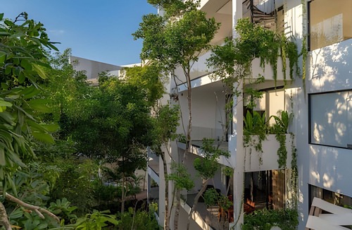 La Veleta Condo | Well-Equipped Lock-Off Studio 105 East