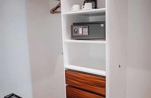 La Veleta Condo | Well-Equipped Lock-Off Studio for Two 201 North