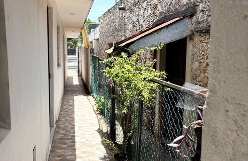 Merida Apartment | Well located studio near Paseo Montejo. Ideal for rest or home office