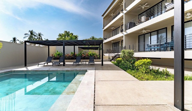 1 BR Solana 1st Level Condo | Walk to Beach & Town in Huatulco