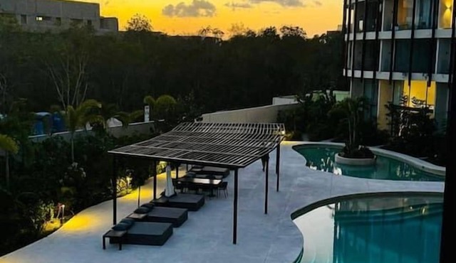 1BR + Private Pool · Jungle View · Beach Shuttle