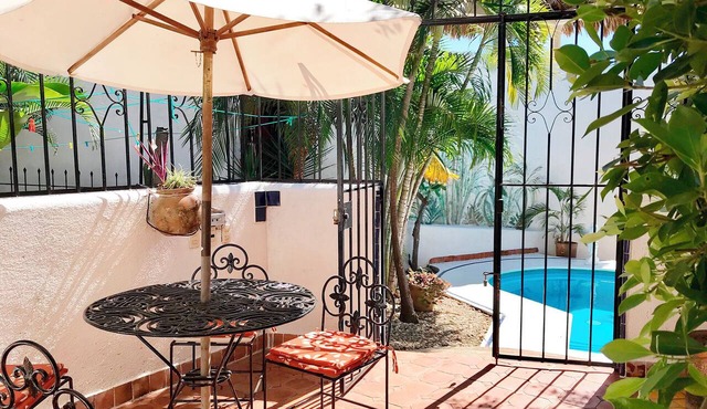 3 bdrm house with Private Pool & Steps from Manzanillo Beach in Puerto Escondido