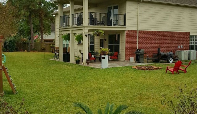 4 BR Large Home 15 min from Downtown in Houston