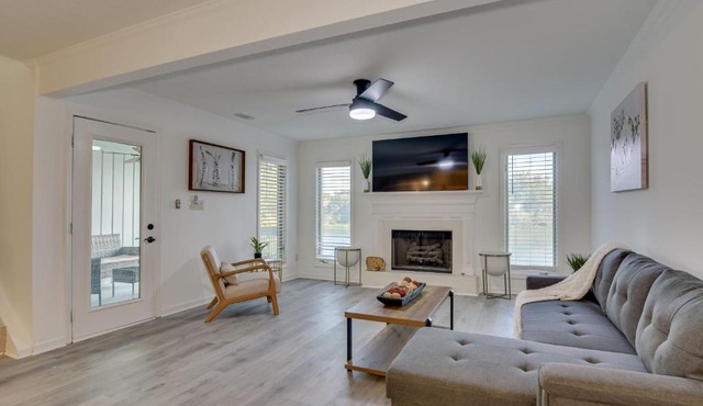 Beautiful 3BR Townhouse Close to Downtown Augusta in Augusta
