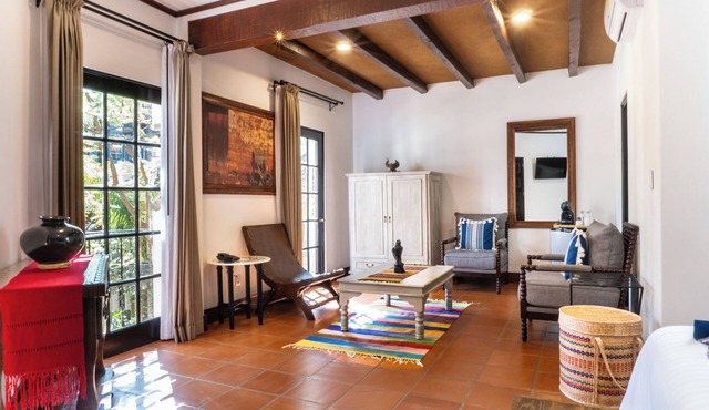 Casa de Adobe Gallery & Luxury Boutique in Oaxaca