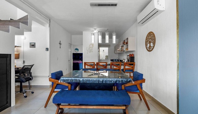 Casa Ivarica Spacious Home for 20 in Residential in Mezcales
