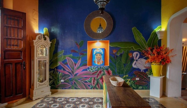 Casa Nuevo Vida eclectic style in Merida Centro