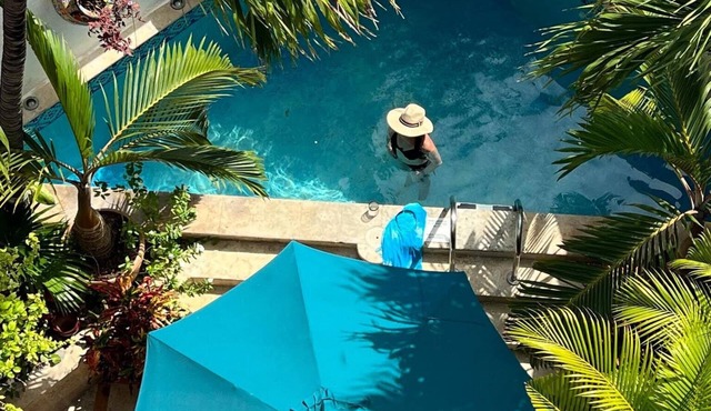 Casa Sirena 8 Bedroom in Centro Villa with Pool, Walk Everywhere, Group Ready in Isla Mujeres