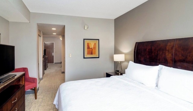 Charming Audacious Augusta Room in Augusta