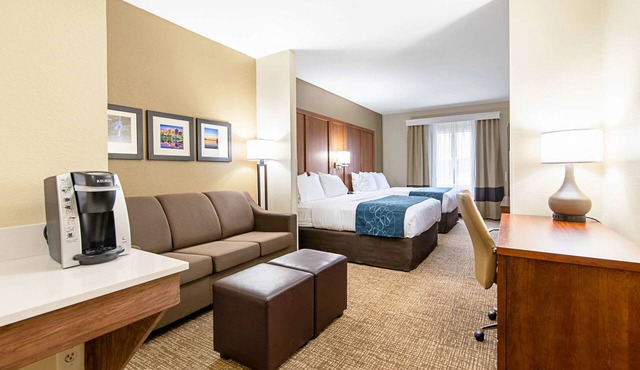 Comfort Inn & Suites Pine Bluff in Pine Bluff