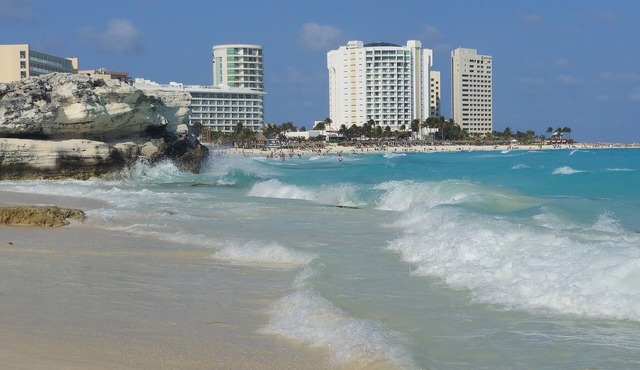 Condo Punta Cancun beach front