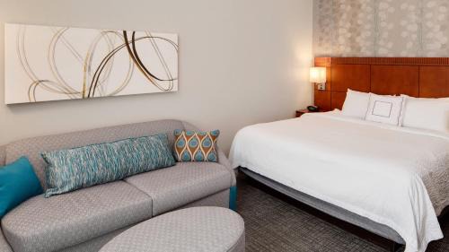 Courtyard by Marriott Pittsburgh West Homestead Waterfront in West Homestead